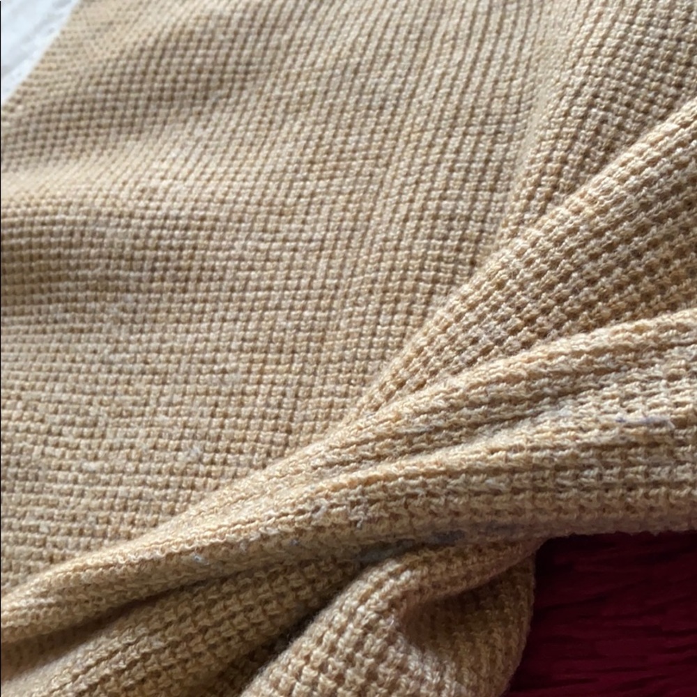 JCP tan sweater - Picture 13 of 14
